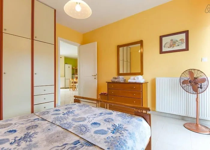 아파트 Sun Sea & Views 100m From Beach!