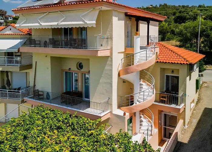 Sun Sea & Views 100m From Beach! 아파트